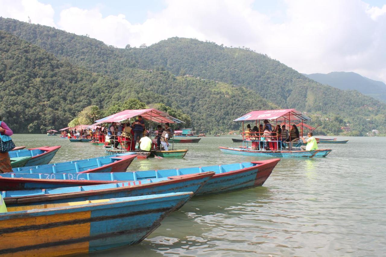 New Pokhara Lodge - Pokhara Lakeside Exterior photo