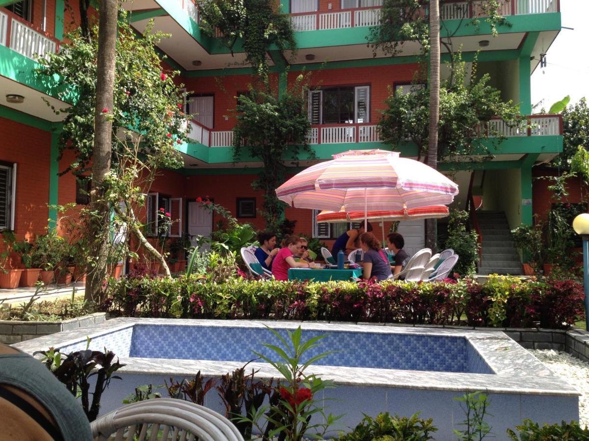 New Pokhara Lodge - Pokhara Lakeside Exterior photo